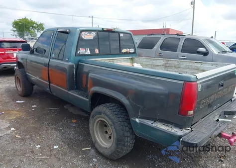 1994 GMC Sierra K1500 z USA, uszkodzony, nr VIN 2GTEK19K7R1542630